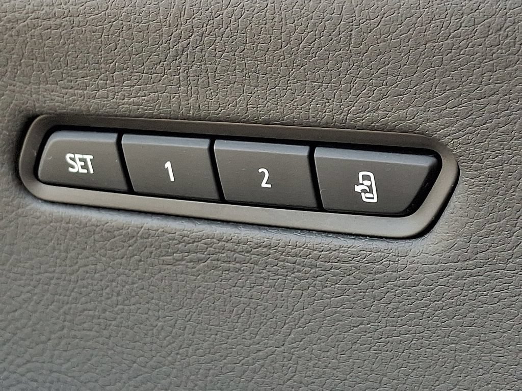 Used 2024 Cadillac XT6 Premium Luxury AWD/4WD image 26