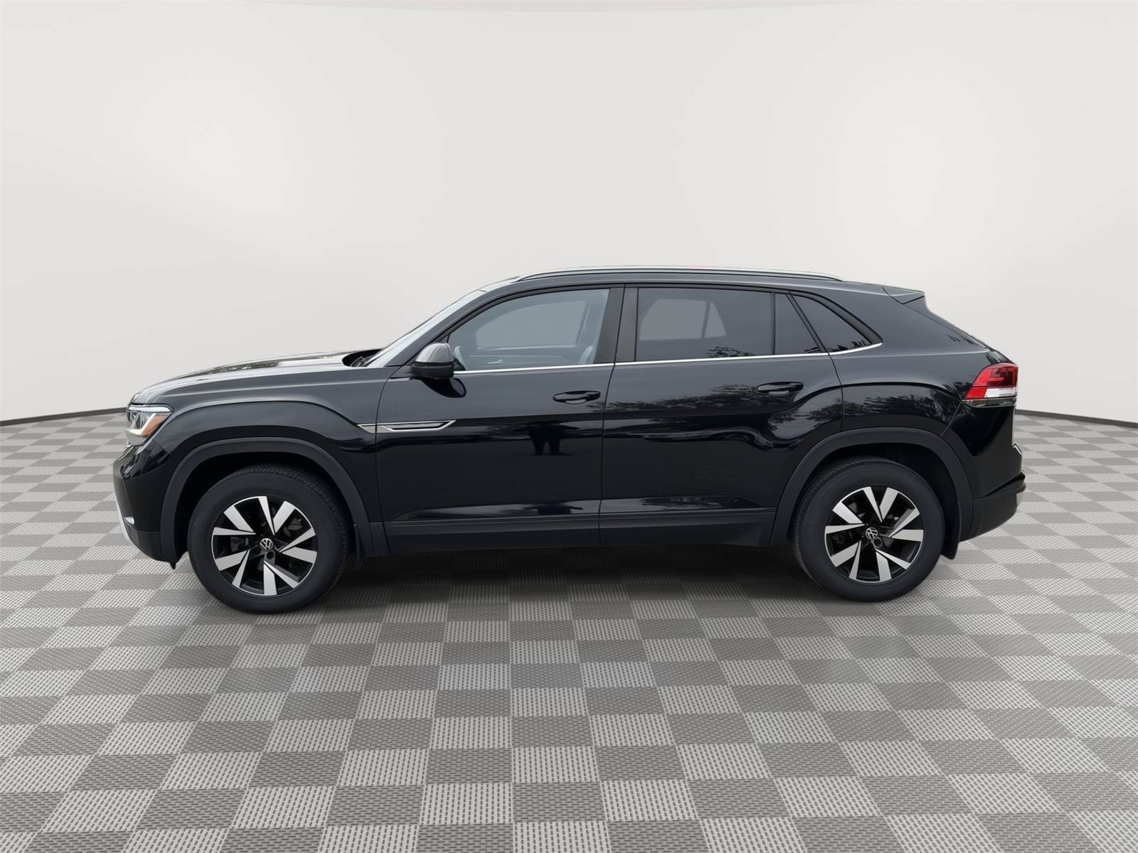 Used 2020 Volkswagen Atlas Cross Sport SE AWD/4WD image 6
