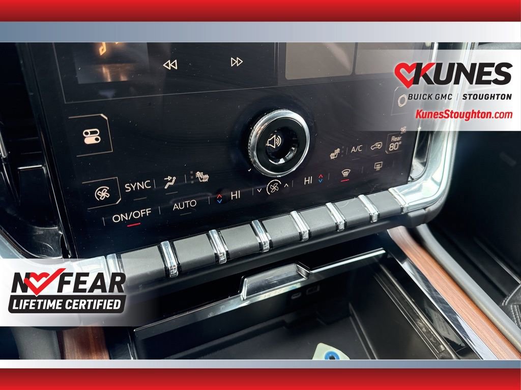 Used 2025 GMC Yukon Denali image 36