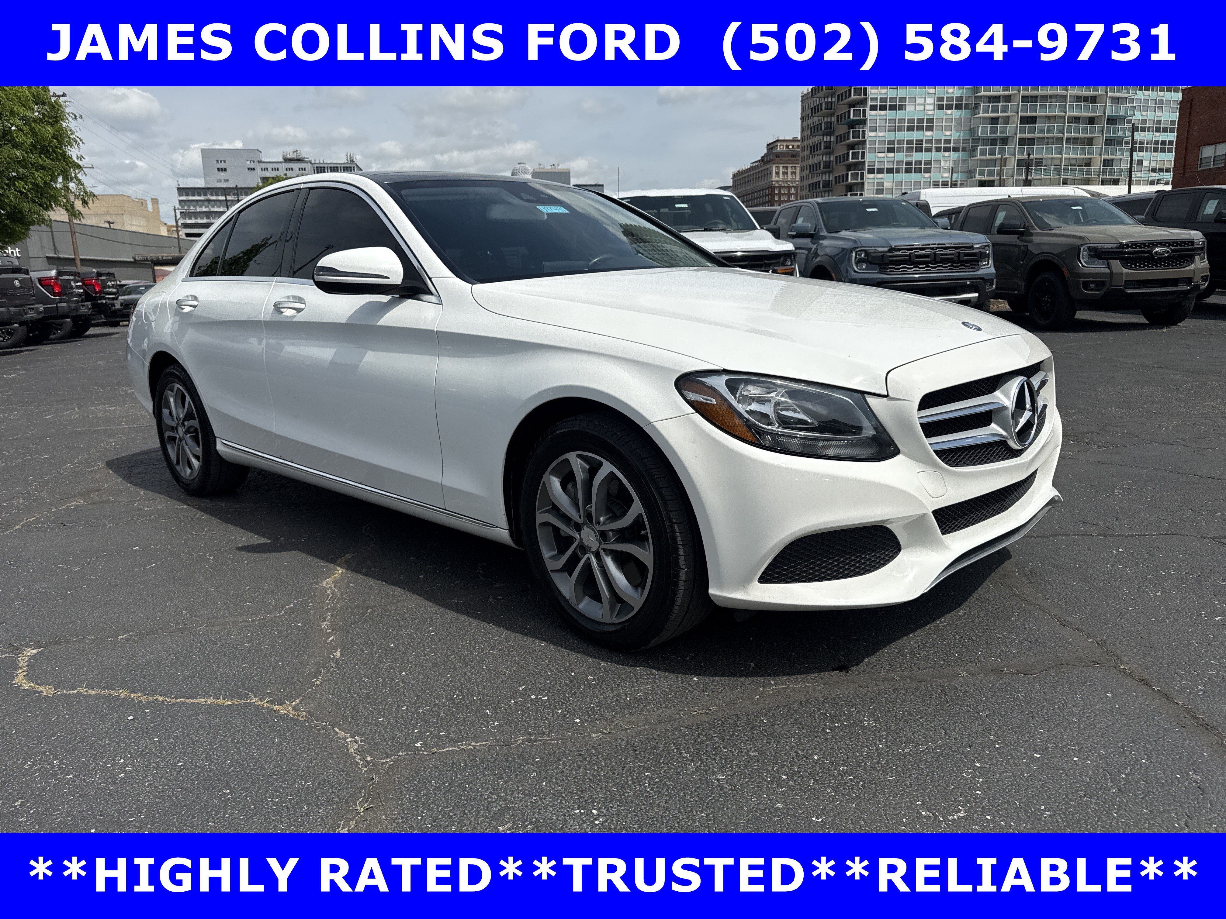 Used 2016 Mercedes-Benz C 300 4MATIC Sedan image 4