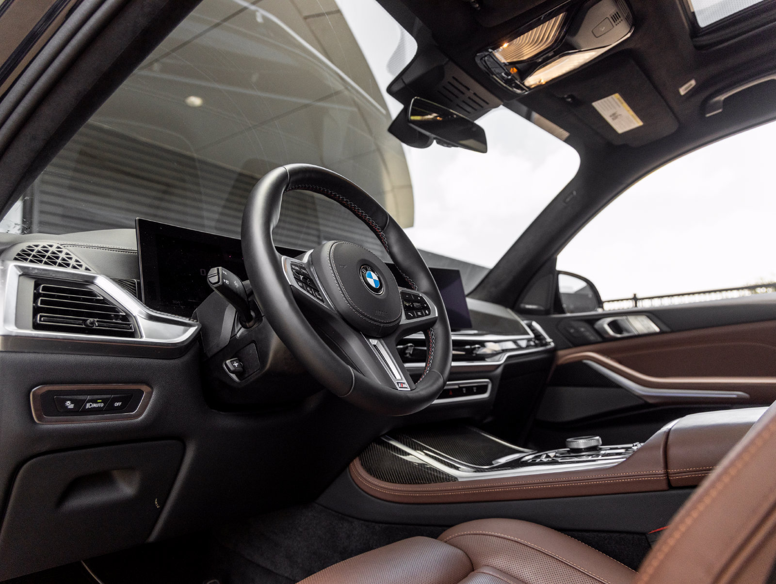 Used 2026 BMW X7 M60i AWD/4WD image 23
