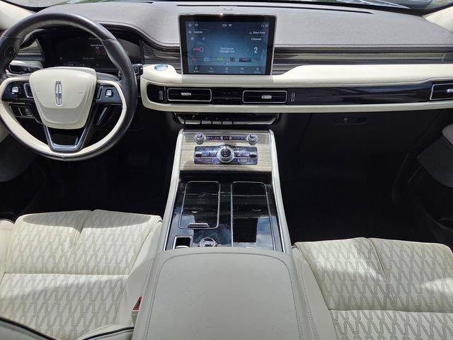 Used 2020 Lincoln Aviator Black Label AWD/4WD image 16