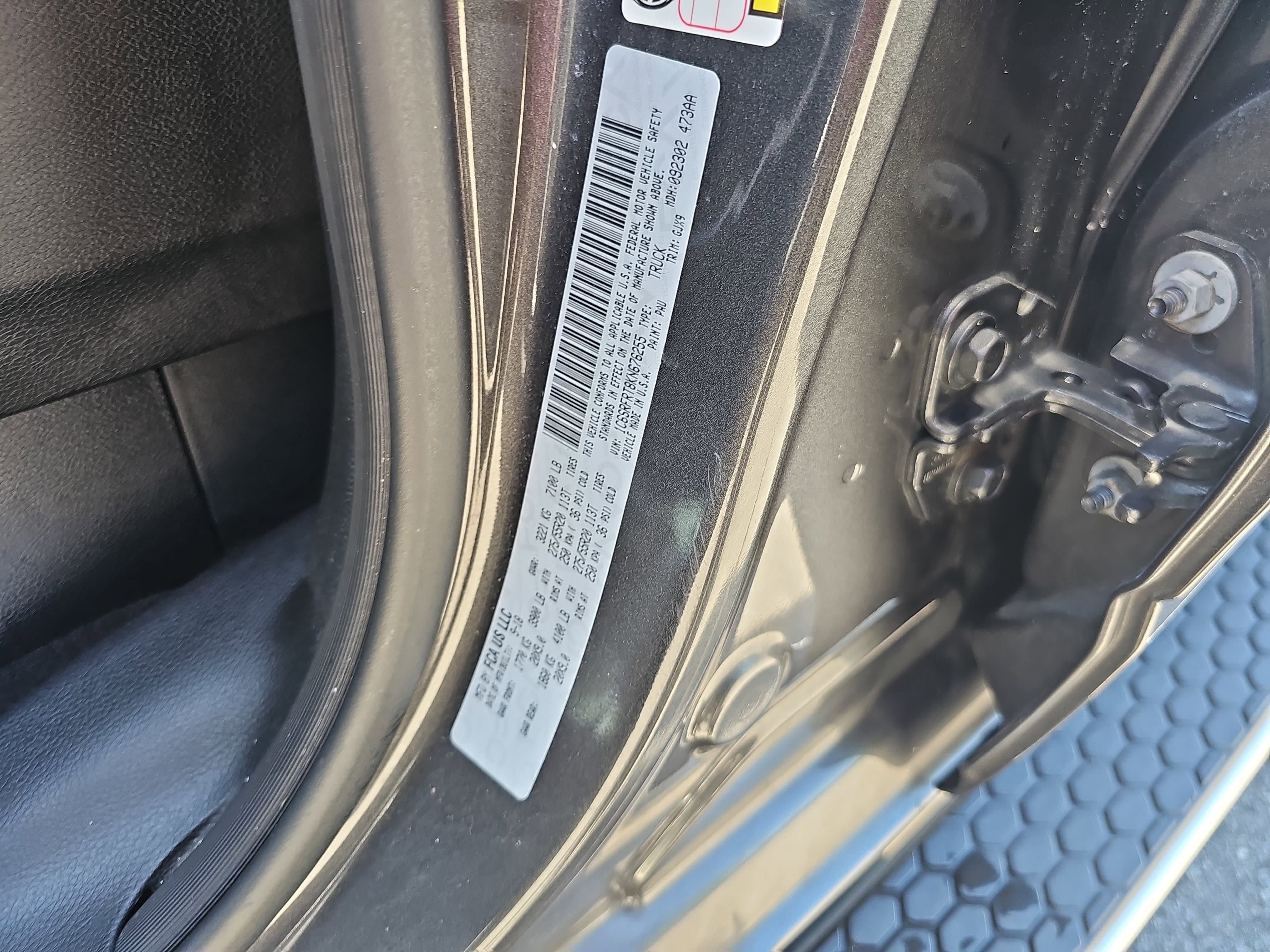 Used 2019 RAM 1500 Laramie AWD/4WD image 33