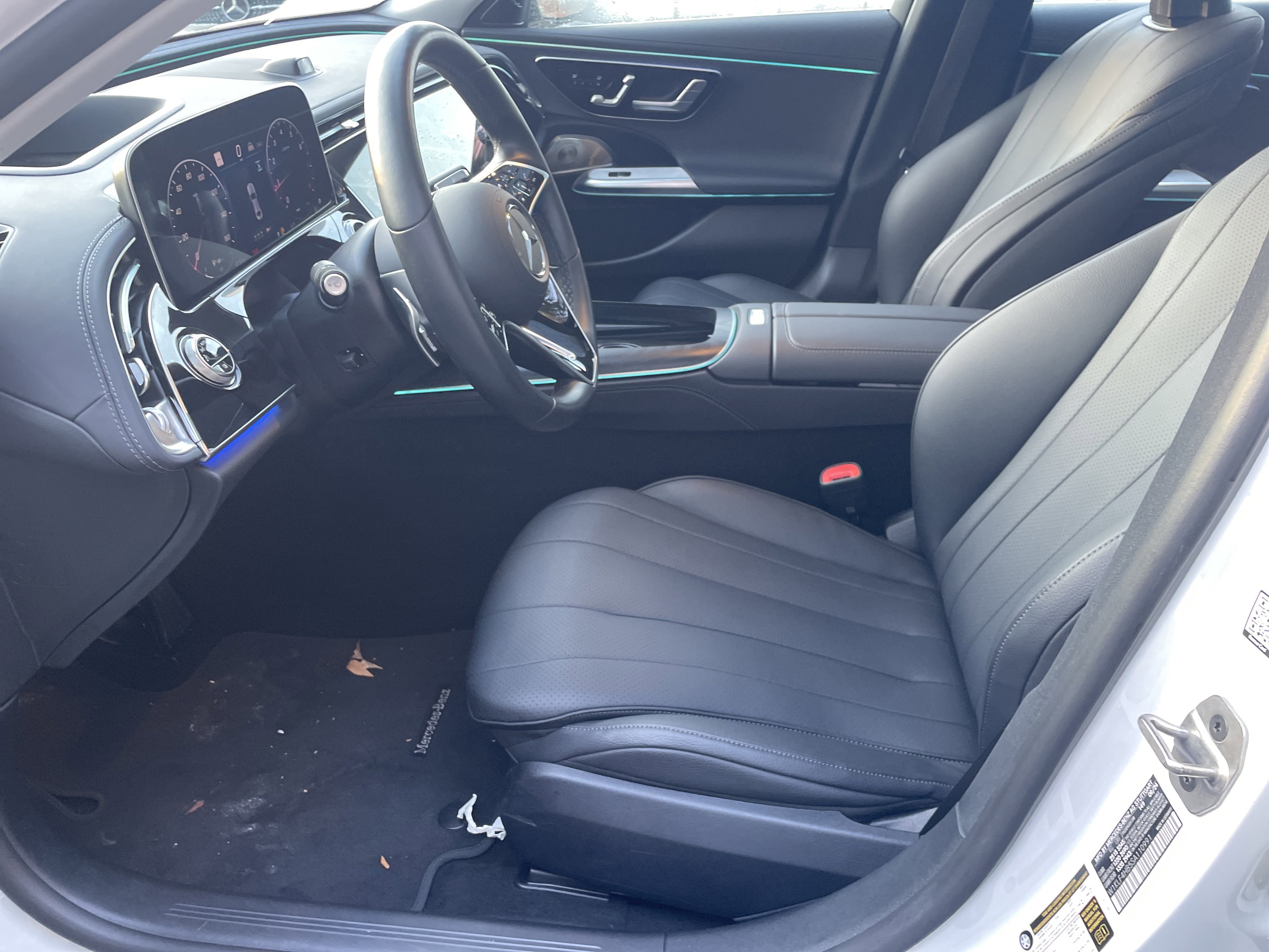Used 2025 Mercedes-Benz E 350 4MATIC Sedan image 21