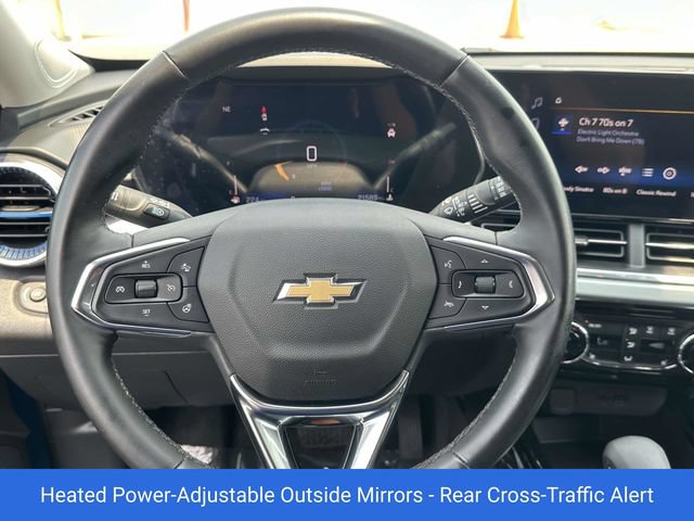 Certified 2025 Chevrolet Trax LT w/ Driver Confidence Package FWD image 14