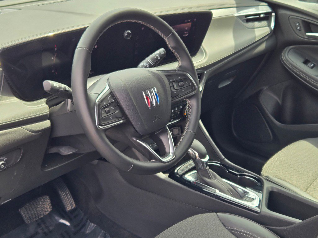 Certified 2025 Buick Encore GX Preferred image 24