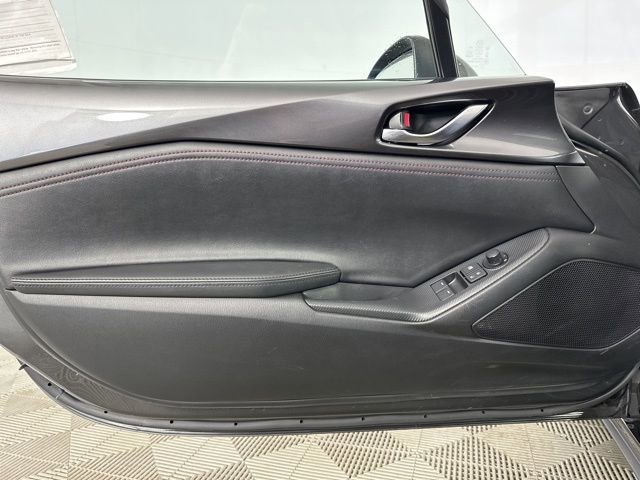 Used 2019 MAZDA MX-5 Miata RF Grand Touring image 23