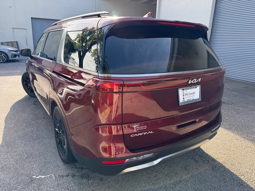 Certified 2024 Kia Carnival SX Prestige FWD image 4
