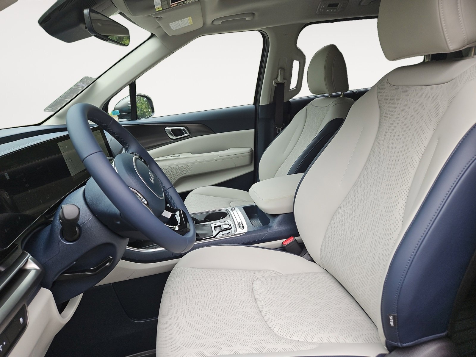 New 2026 Kia Carnival SX image 9