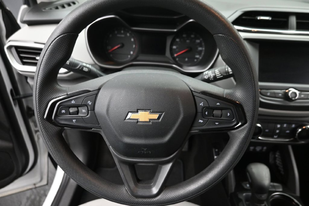 Used 2022 Chevrolet TrailBlazer LS FWD image 17