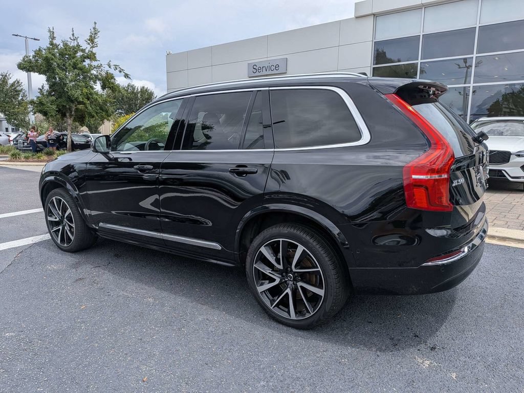 Certified 2024 Volvo XC90 B6 Ultimate w/ Lounge Package AWD/4WD image 4