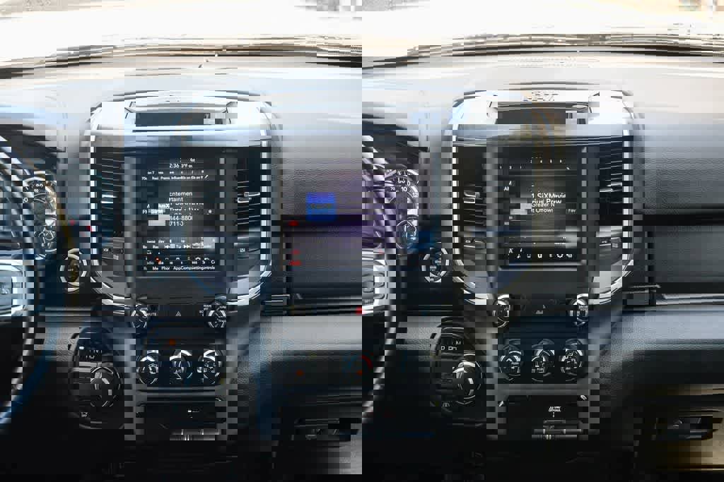 Used 2021 RAM 1500 Big Horn RWD image 13