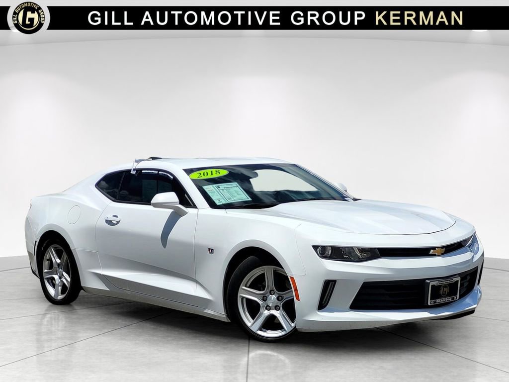 Used 2018 Chevrolet Camaro LT RWD image 1