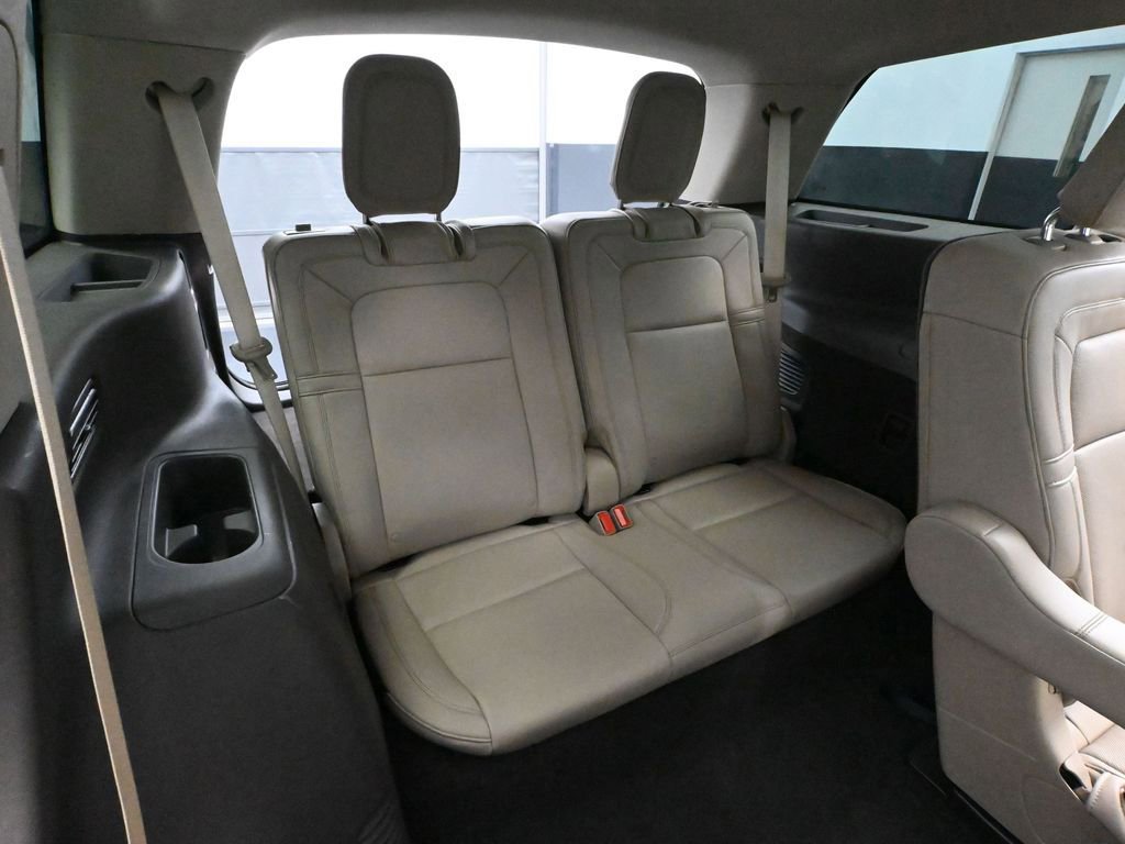 Used 2023 Lincoln Aviator Reserve image 50