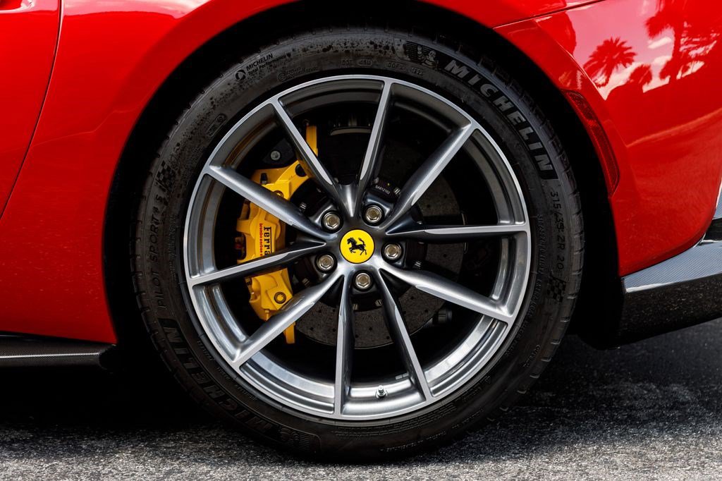 Used 2023 Ferrari 812 GTS RWD image 44