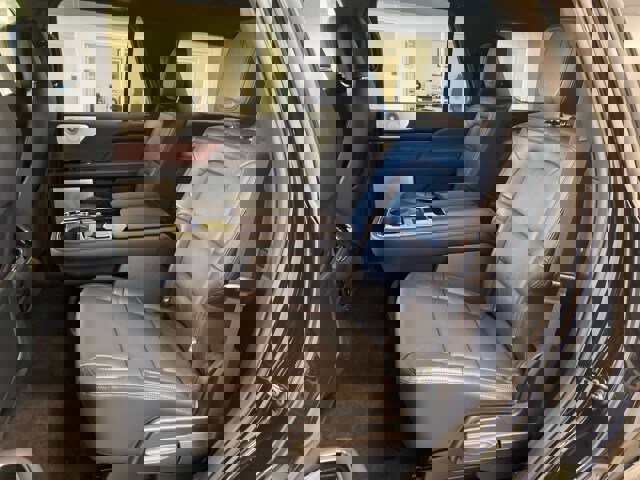 New 2024 Lincoln Navigator Reserve image 9