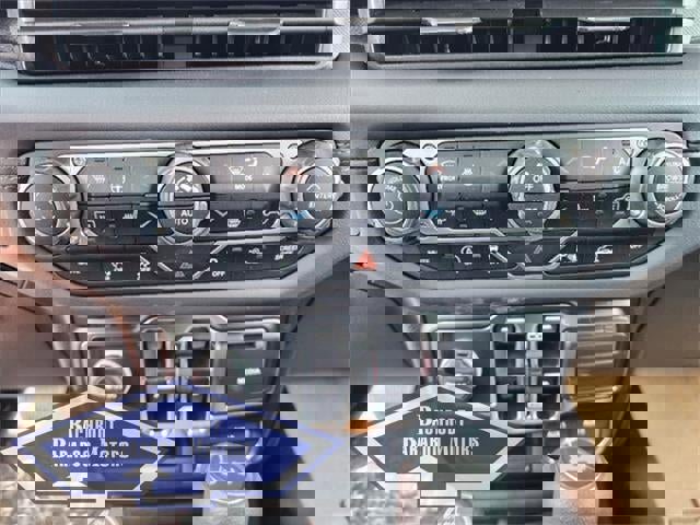 New 2025 Jeep Wrangler Unlimited Sahara w/ Dual Top Group image 47