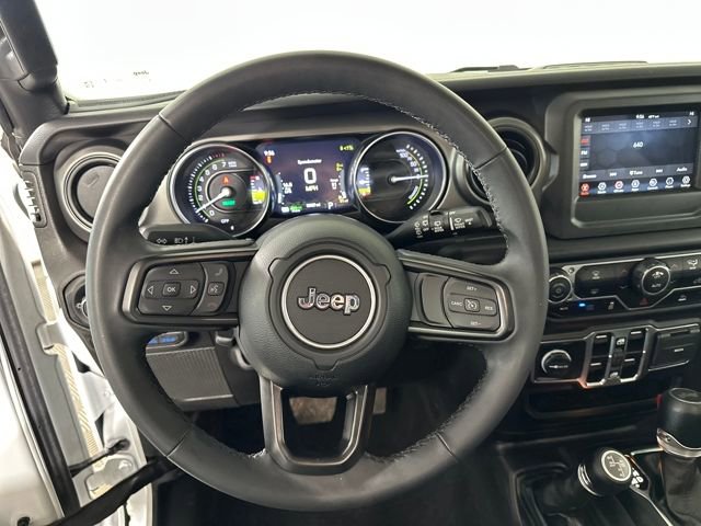 Used 2023 Jeep Wrangler Unlimited w/ Convenience Group image 14