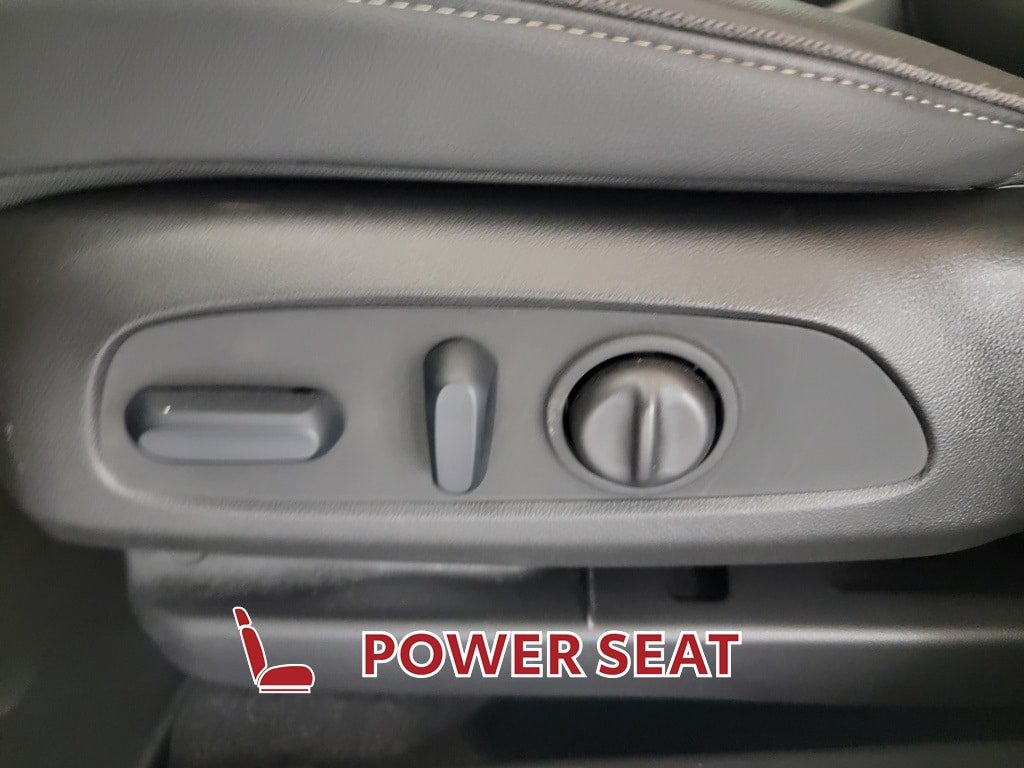 Used 2023 Buick Encore GX Essence w/ Experience Buick Package FWD image 15