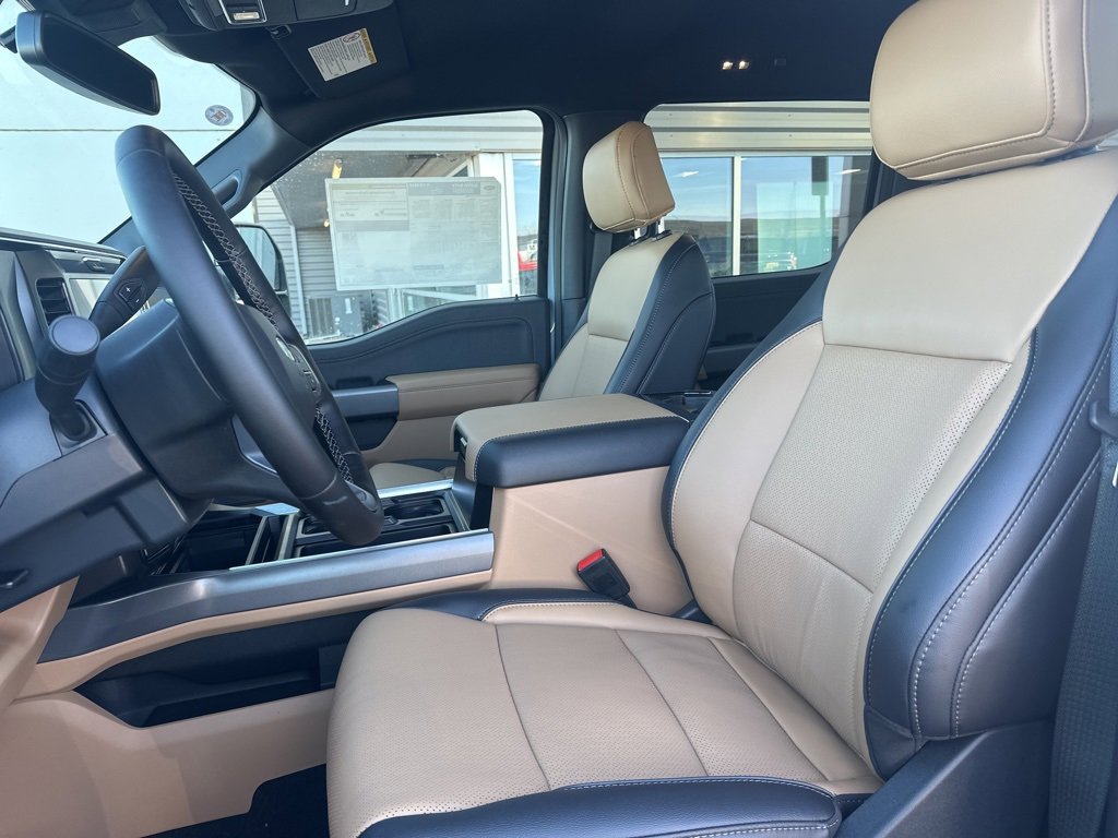 New 2025 Ford F350 Lariat image 9
