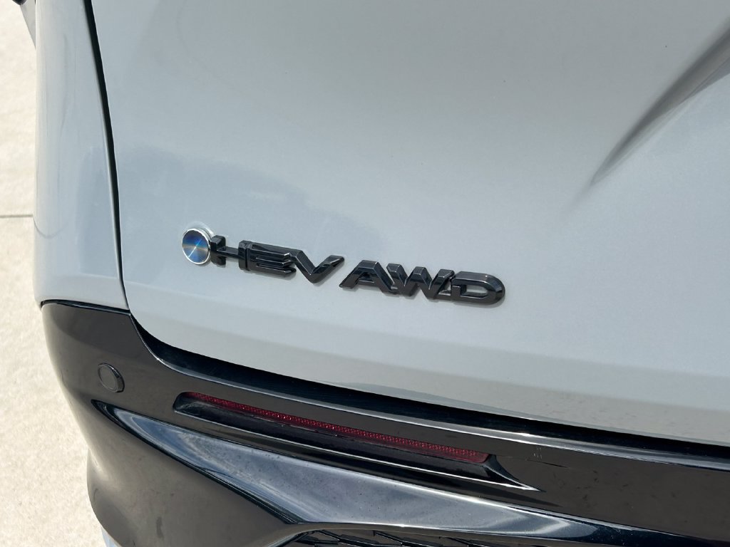 Certified 2025 Toyota Sienna XSE w/ XSE Premium Package AWD/4WD image 13
