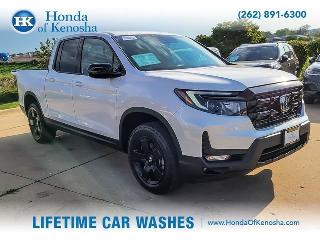 Certified 2025 Honda Ridgeline Black Edition image 3