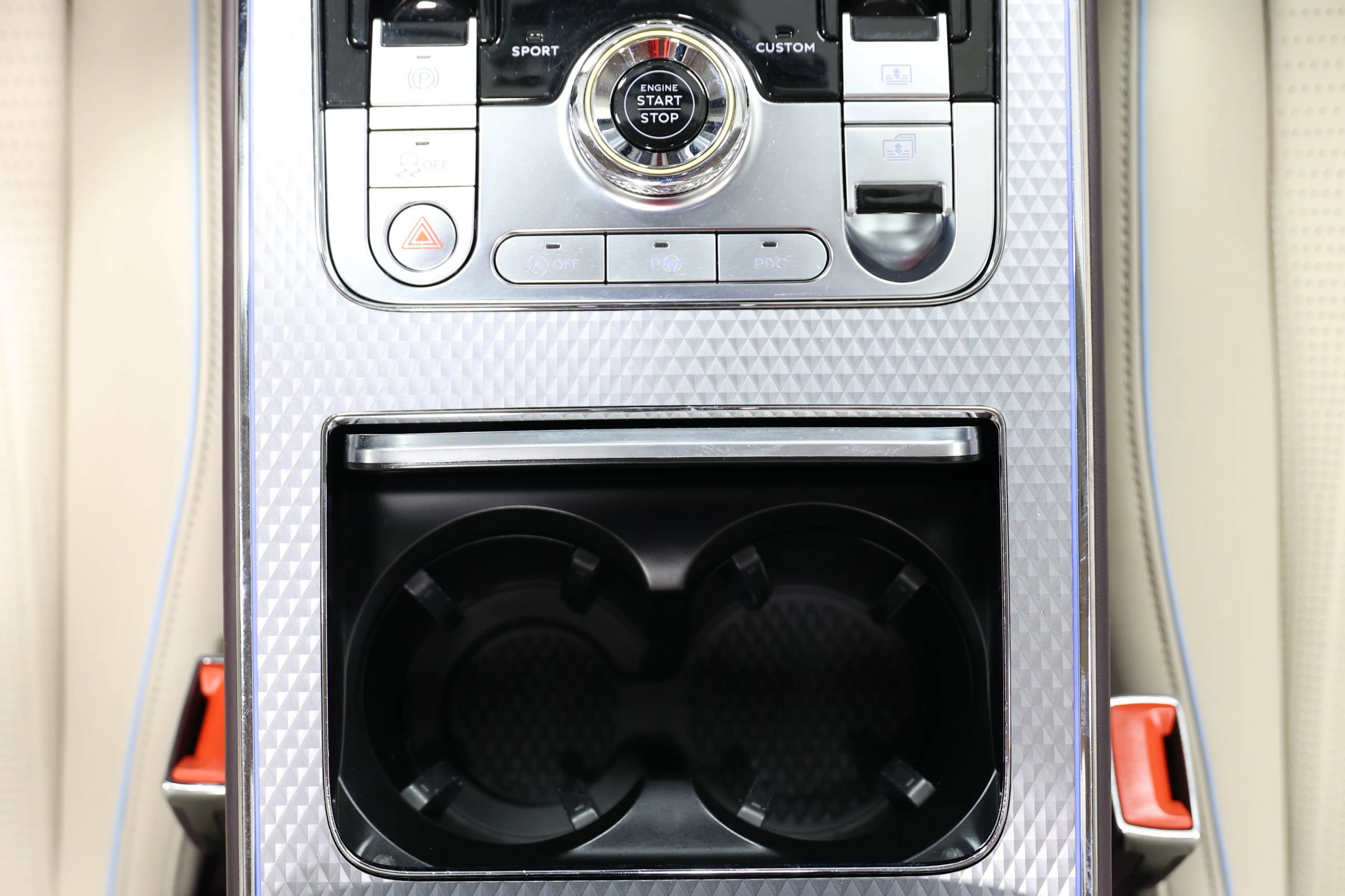 Used 2022 Bentley Flying Spur V8 AWD/4WD image 62