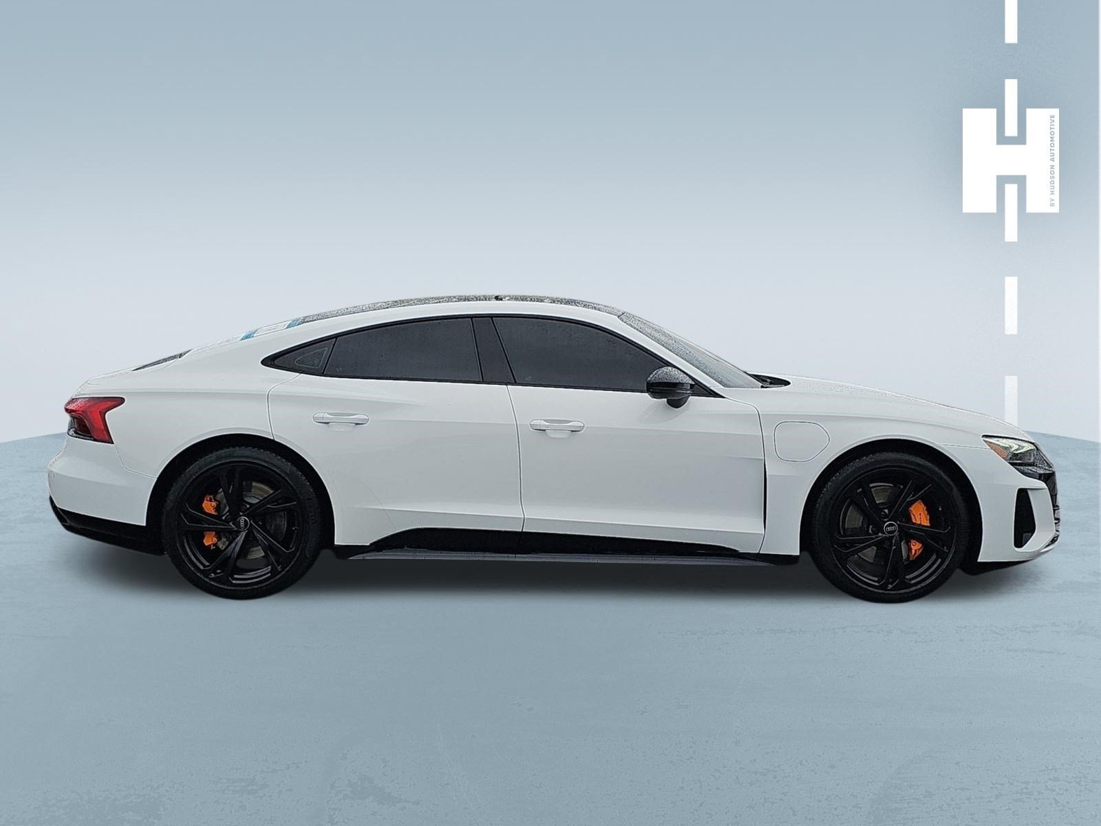 Used 2024 Audi e-tron GT Premium Plus AWD/4WD image 3