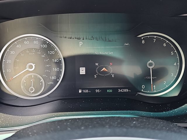 Used 2025 Genesis G70 2.5T AWD/4WD image 21