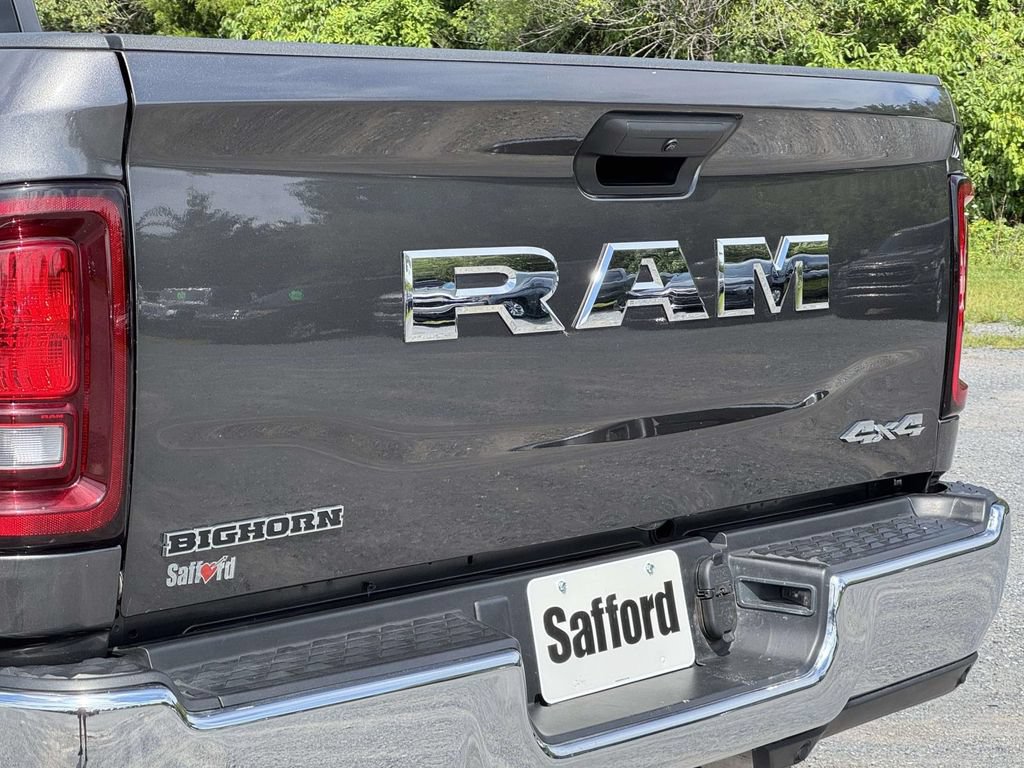 Used 2025 RAM 2500 Big Horn AWD/4WD image 10