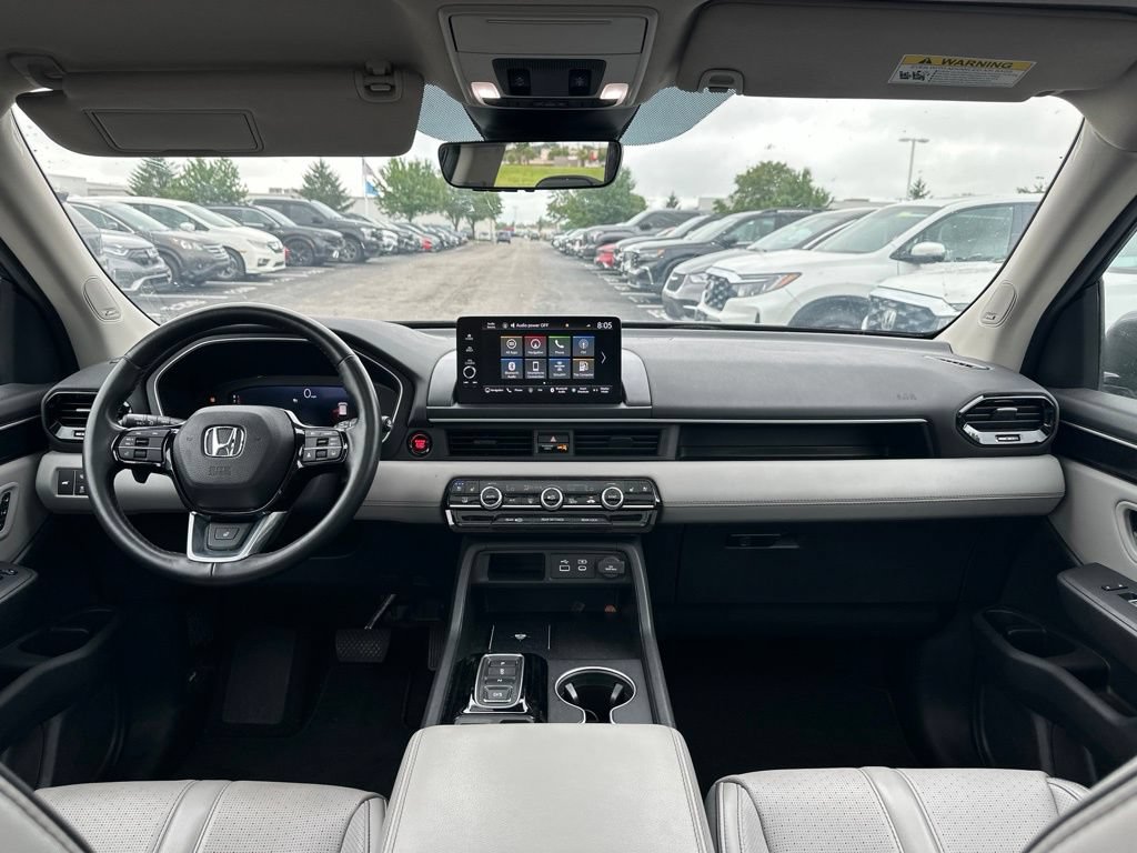 Used 2024 Honda Pilot Elite image 21