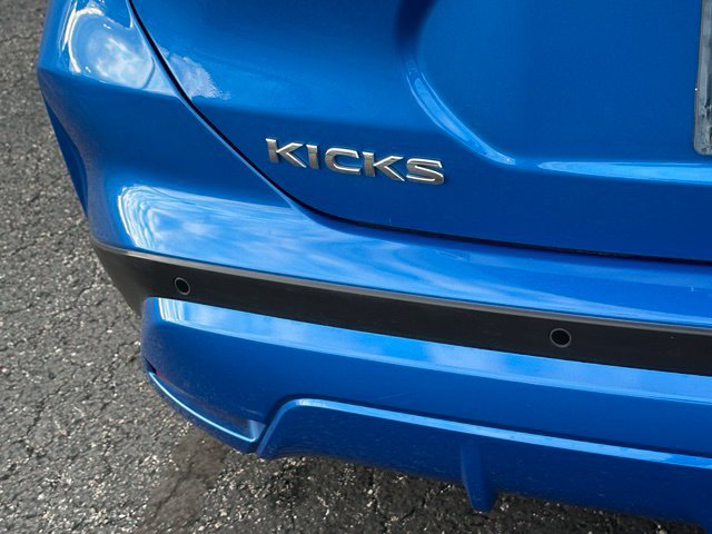 Used 2023 Nissan Kicks SV w/ Interior Electronics Package FWD image 13