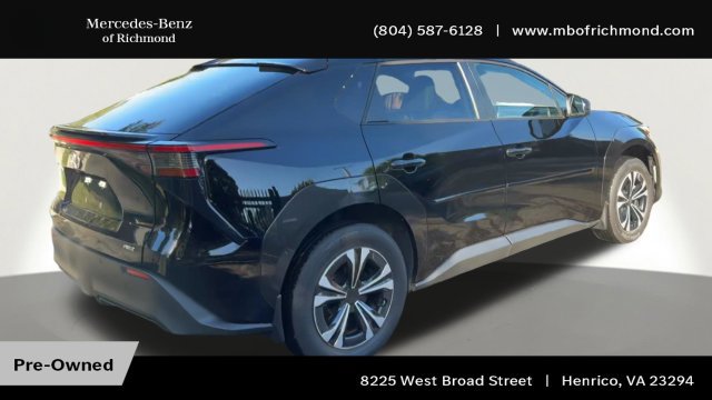 Used 2023 Toyota bZ4X AWD w/ Weather Package image 2