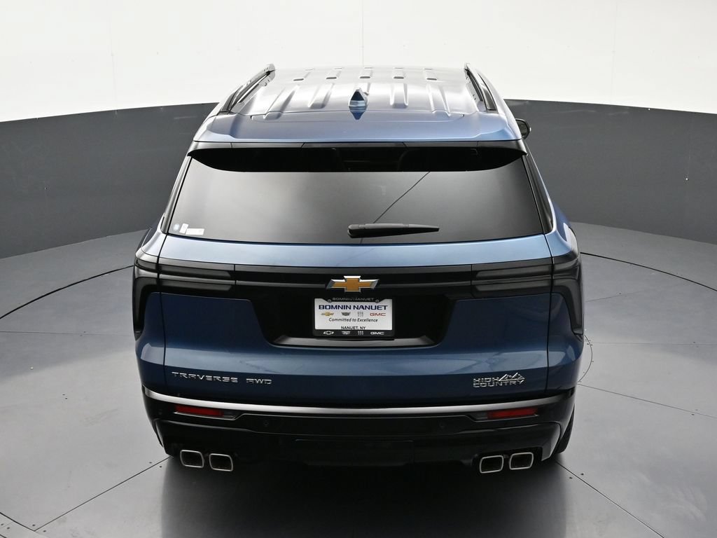 Used 2026 Chevrolet Traverse High Country AWD/4WD image 19