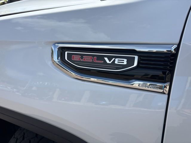 Used 2023 GMC Sierra 1500 Denali w/ Denali Reserve Package AWD/4WD image 8
