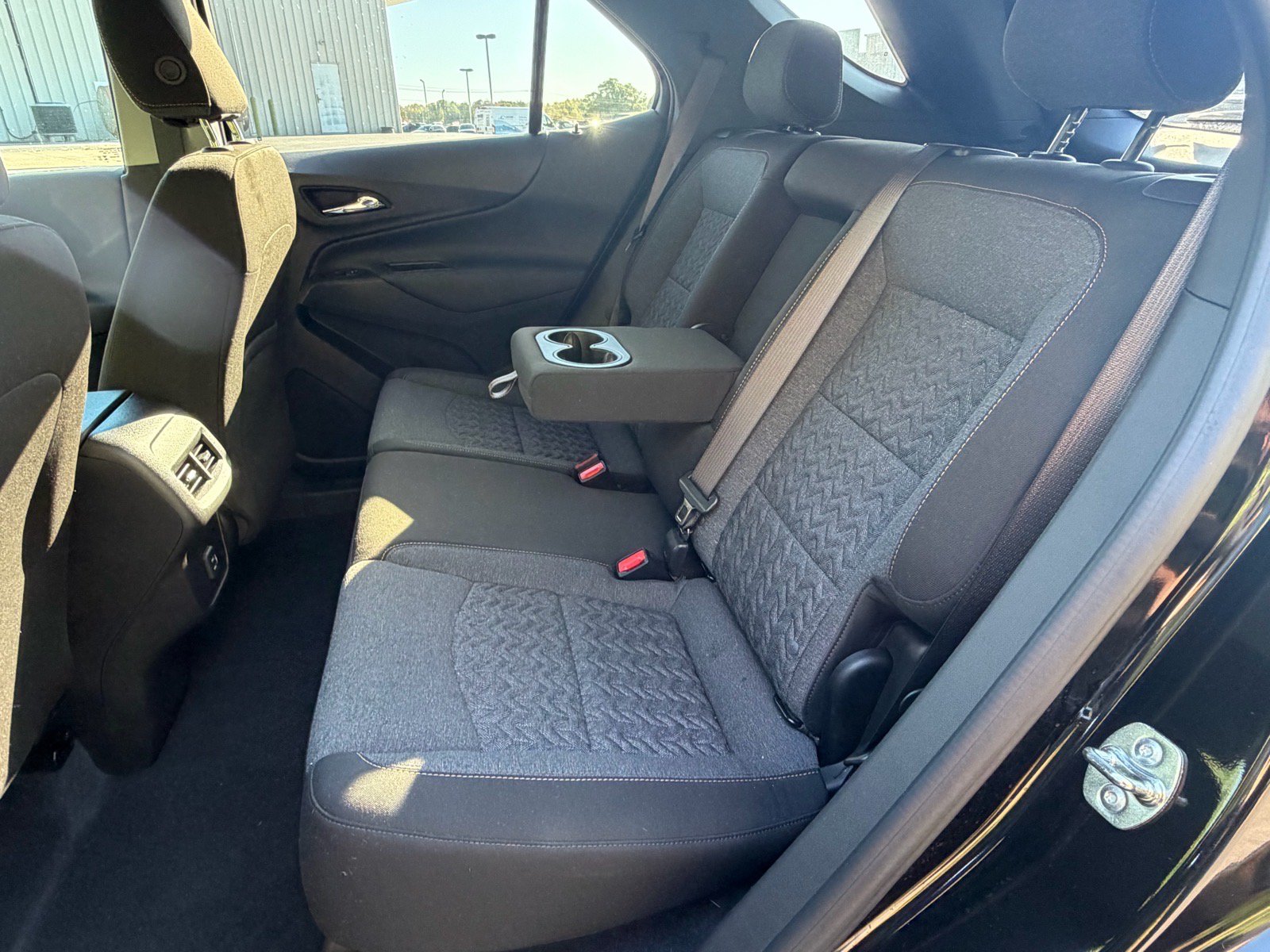 Used 2024 Chevrolet Equinox LT w/ LPO, Floor Liner Package FWD image 37
