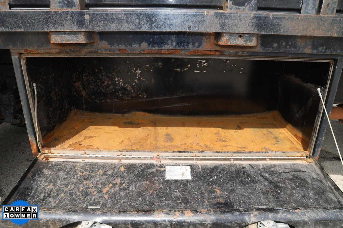 Used 2018 Ford F750 2WD Regular Cab Super Duty image 31