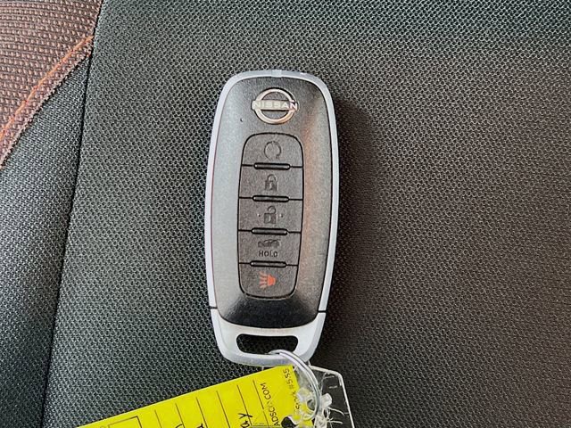 Used 2024 Nissan Versa SR image 29