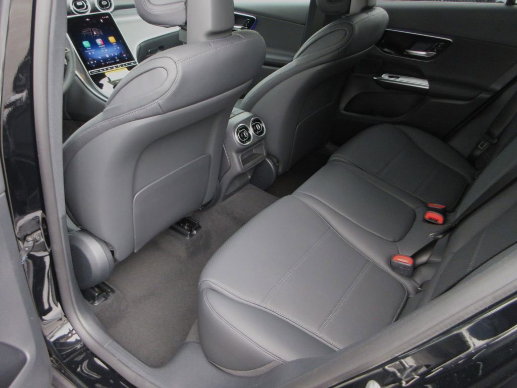 New 2026 Mercedes-Benz GLC 350e 4MATIC image 5
