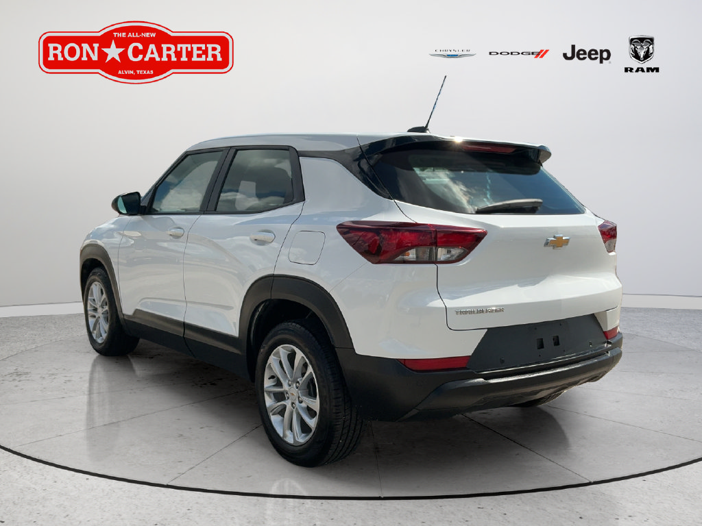 Used 2024 Chevrolet TrailBlazer LS w/ LS Confidence Package FWD image 4