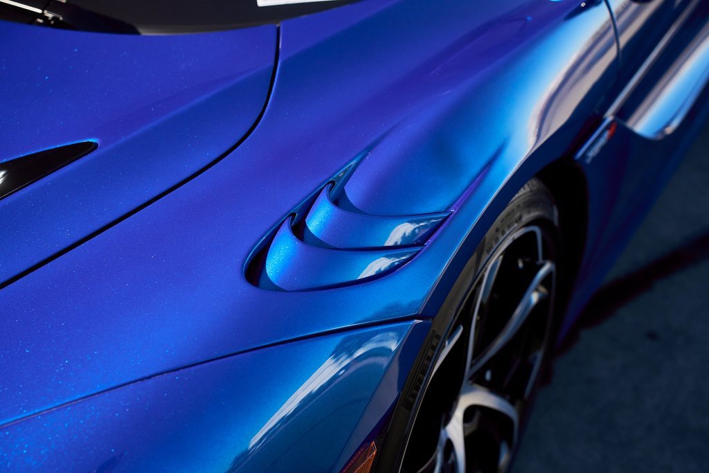 Used 2024 McLaren 750S Spider image 9