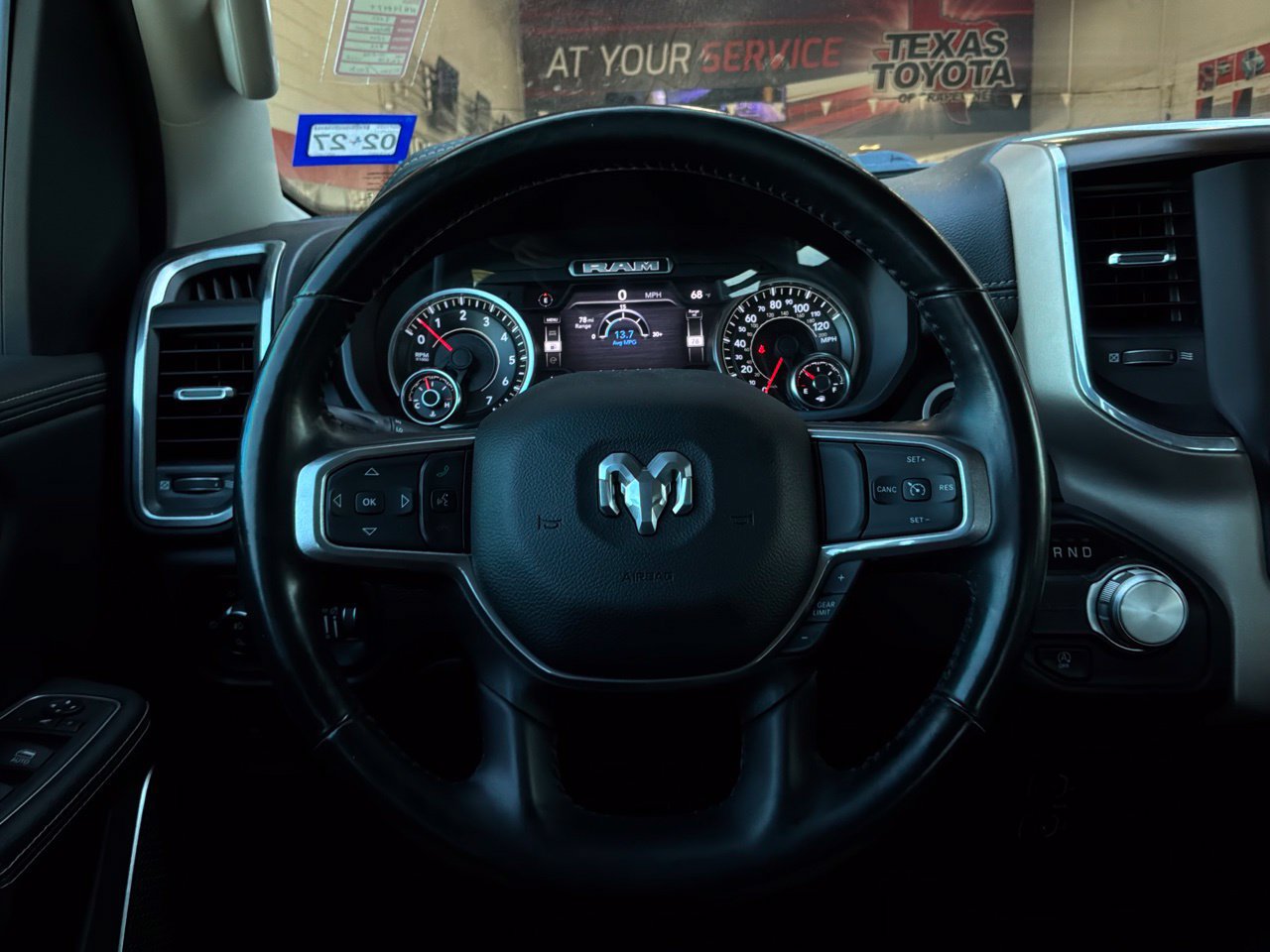 Used 2022 RAM 1500 Laramie RWD image 46