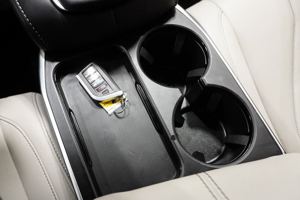 Used 2025 Acura RDX SH-AWD image 33