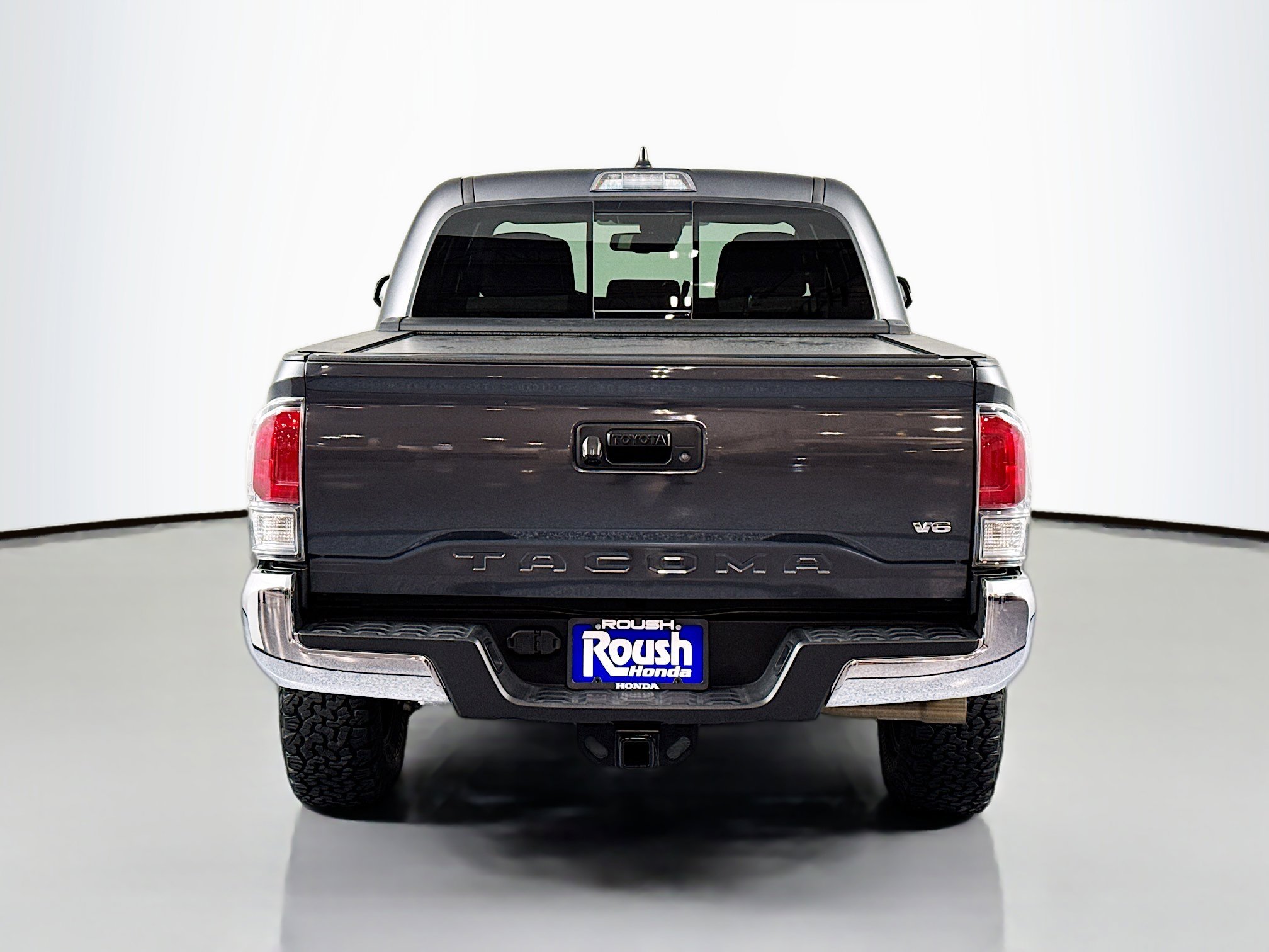 Used 2022 Toyota Tacoma TRD Off-Road image 6