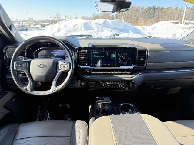 Used 2023 Chevrolet Silverado 1500 ZR2 w/ Technology Package image 16