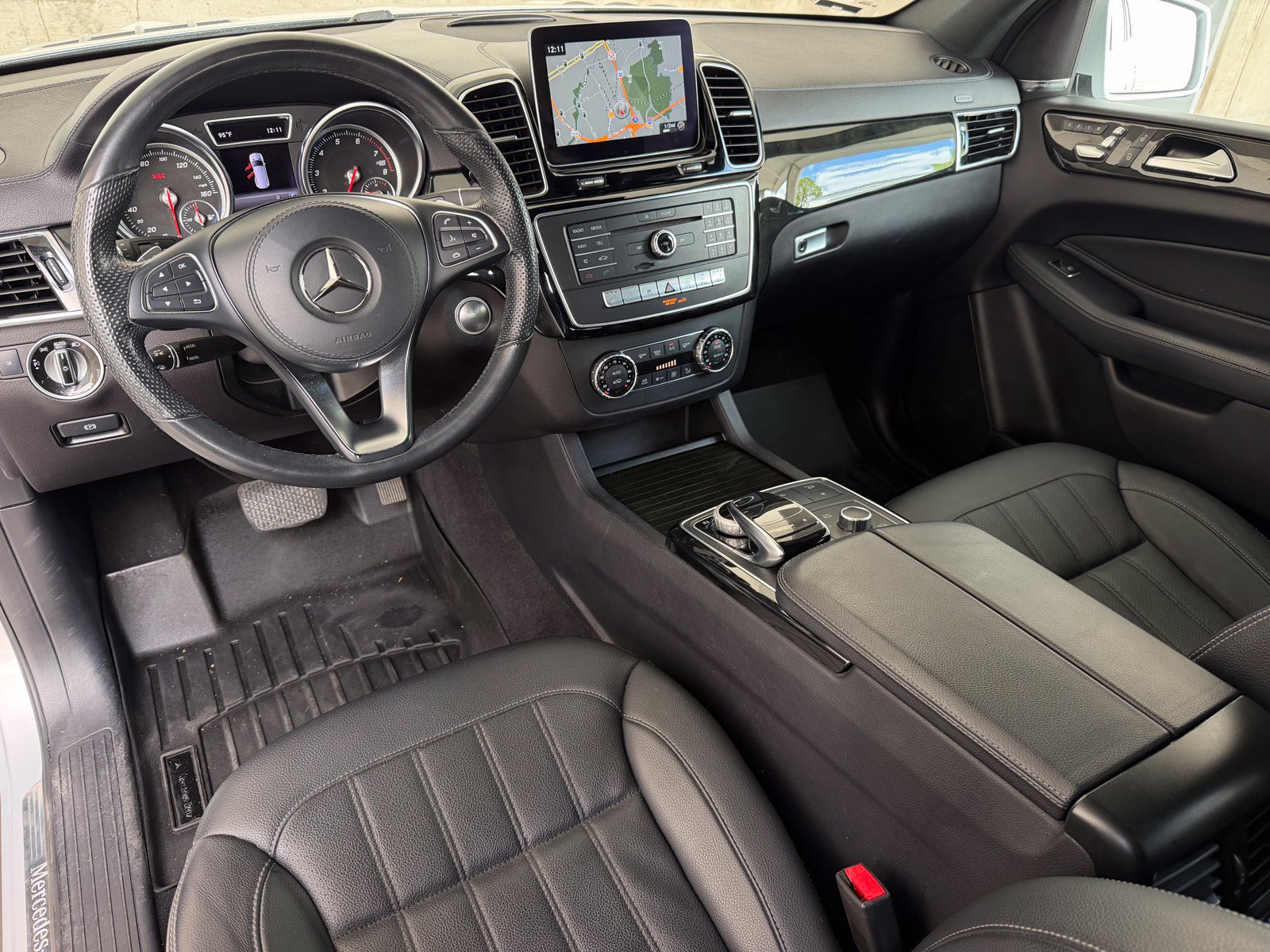 Used 2019 Mercedes-Benz GLS 450 4MATIC image 2