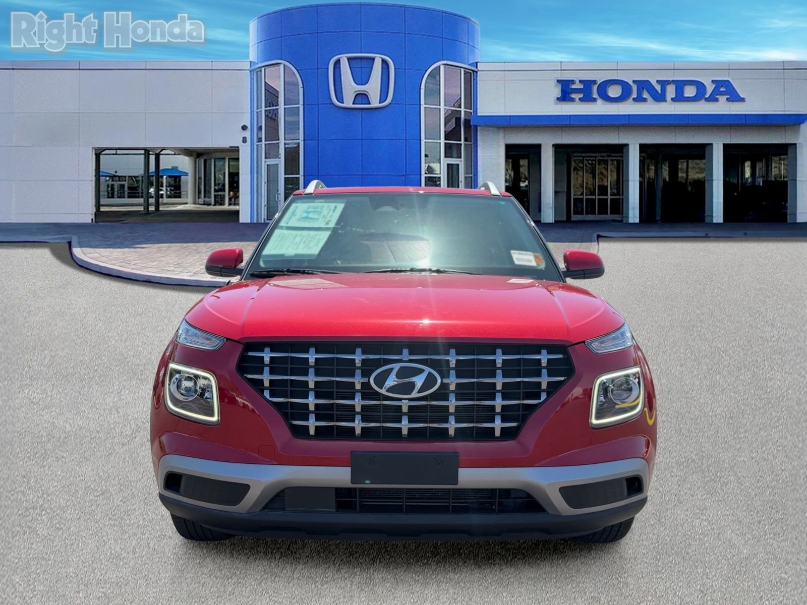 Used 2023 Hyundai Venue Limited FWD image 10
