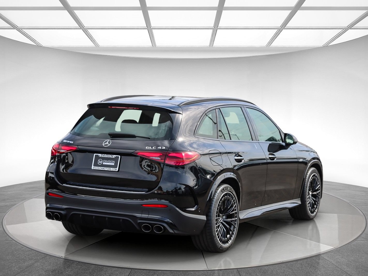 New 2025 Mercedes-Benz GLC 43 AMG 4MATIC image 4