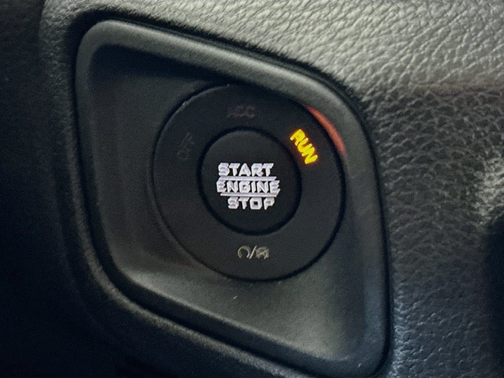 Used 2024 Jeep Wrangler Sport AWD/4WD image 28