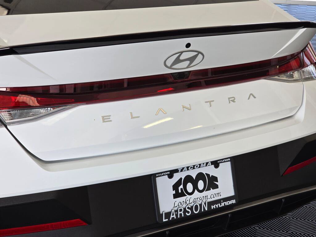 New 2026 Hyundai Elantra Sport FWD image 12